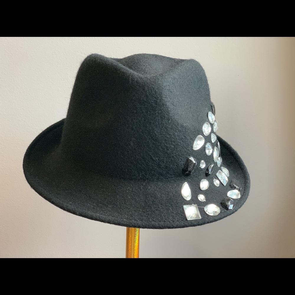 Black embellished felt fedora hat by Cougar